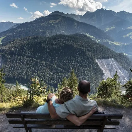 Edelweiss Viamala Chalé Flims